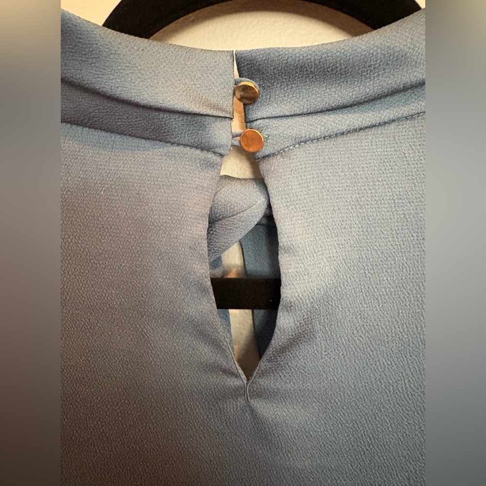 Banana Republic Satin Blue Women's Top - Picture 3 of 6
